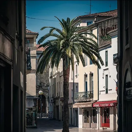 La Farniente - Villa Confort Nimes بيت للعطل